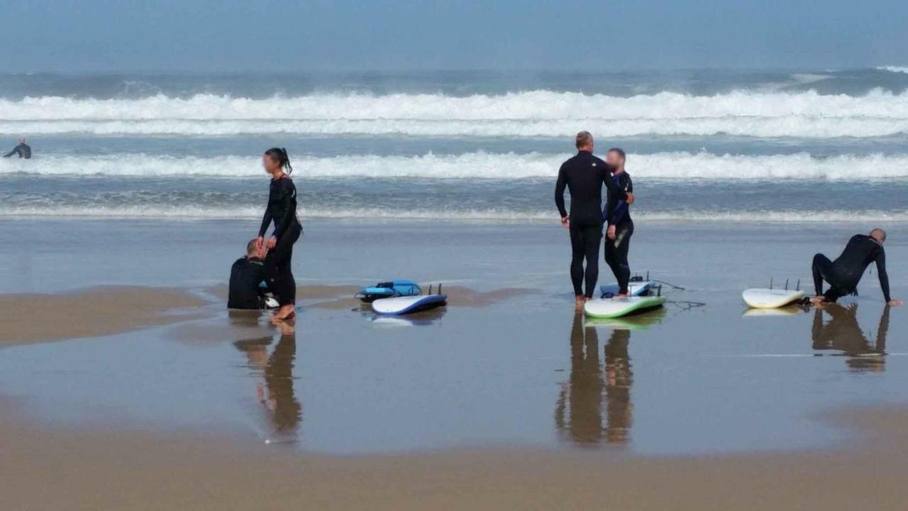Beach And Surf Peniche Extérieur photo